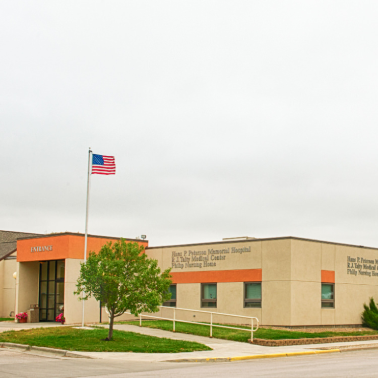 Hans P. Peterson Memorial Hospital